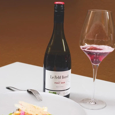 Organic and alcohol-free Pinot Noir Le Petit Béret 75 cl